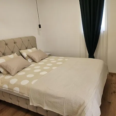 Magnolia Holiday home Pirovac