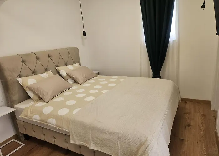 Magnolia Vakantiehuis Pirovac